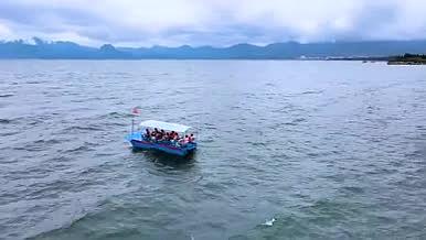 云南芜仙湖风景4K航拍视频的预览图